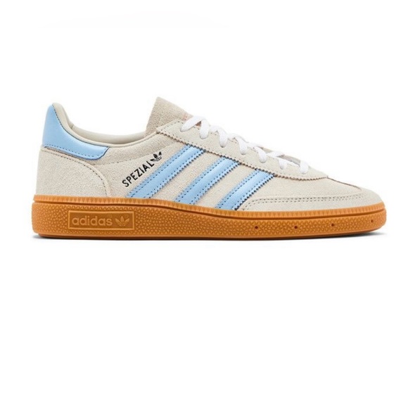 NWT in box Adidas Women’s Handball Spezial Alumina Clear Sky size 10! Beautiful